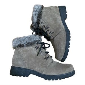 Cobbie Cuddlers Suede Boots